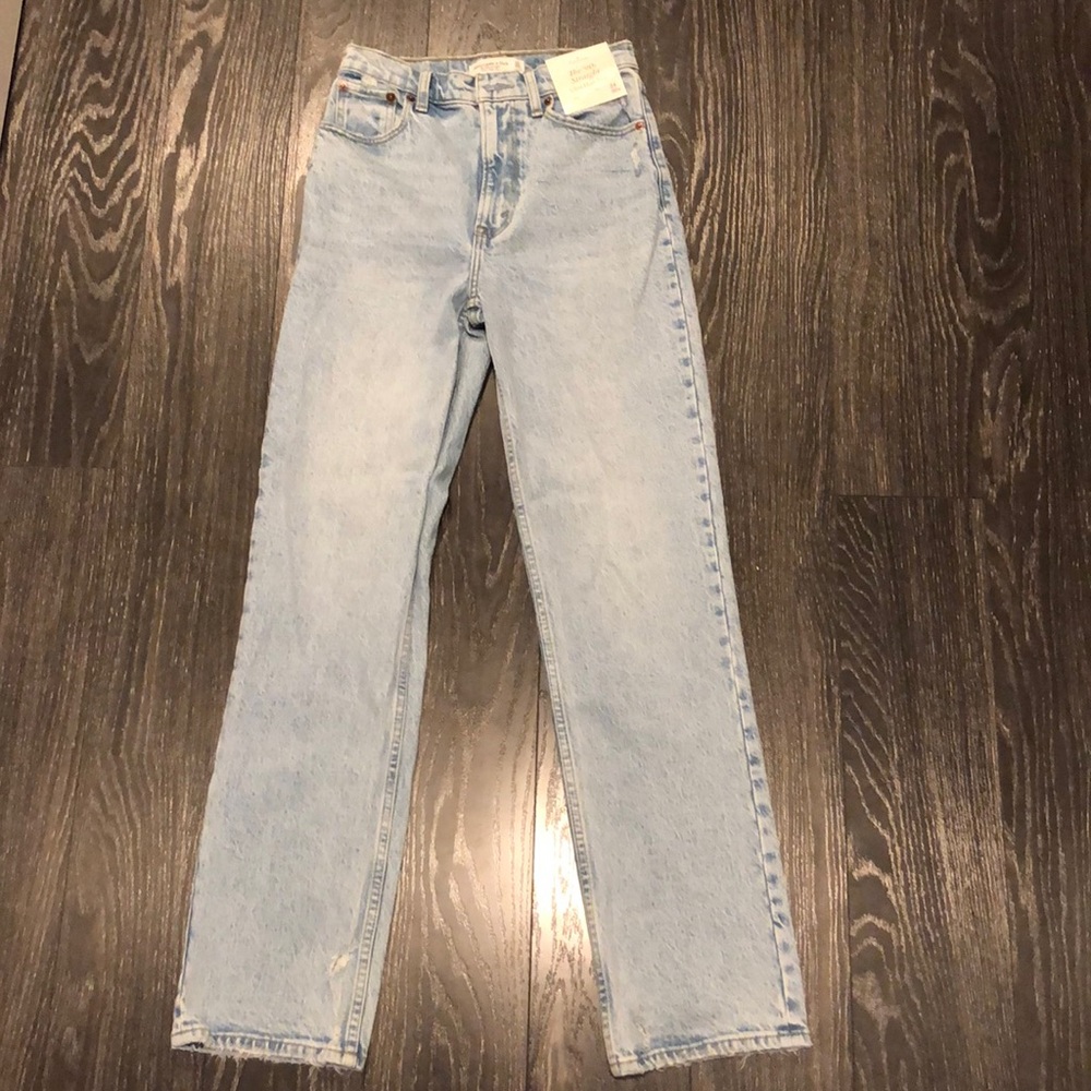 Abercrombie & Fitch 90s Straight Ultra High Rise Jeans